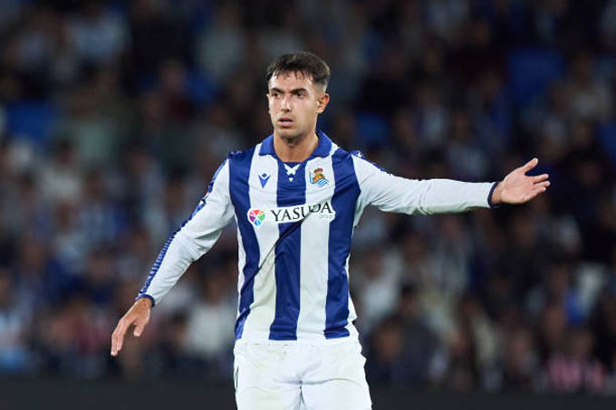 Đề cập đến Martin Zubimendi và vai trò của anh tại Real Sociedad